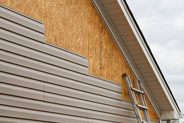 24/7 Emergency Siding experts in Hartville, OH